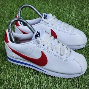 NIKE CLASSIC CORTEZ - Womens Sneakers - SIZE 5